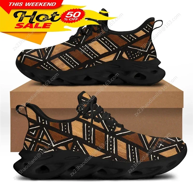 Ethnic Fashion Women - アフリカ民族部族柄スニーカー男性用新しいメンズファッションフレックスコントロールランニングシューズレースアップフットウェア