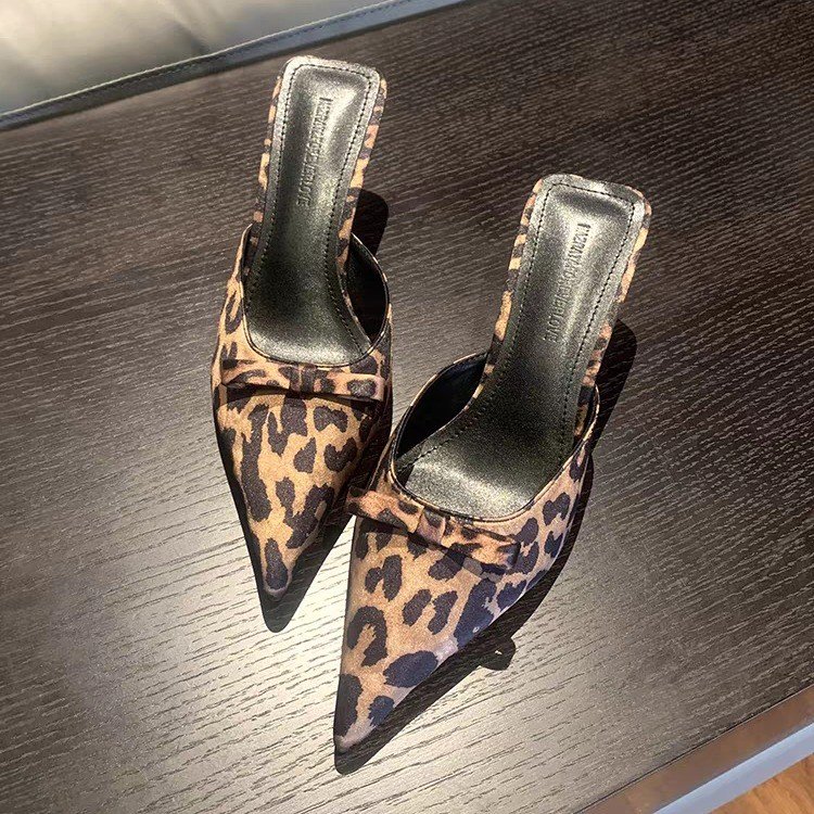 レディース　レオパード柄　ポインテッドトゥ　ハイヒールスリッ - Ethnic Fashion Women のレビューと価格
