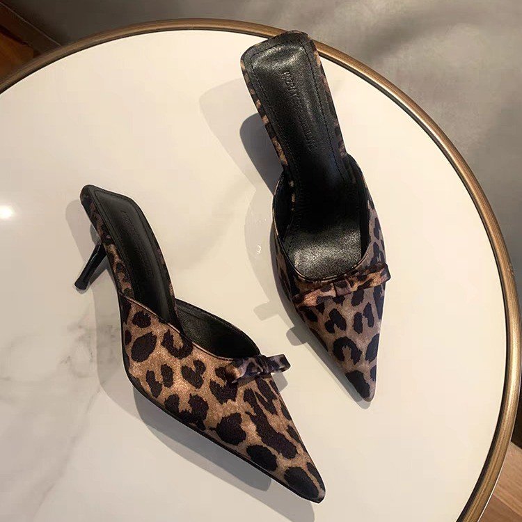 レディース　レオパード柄　ポインテッドトゥ　ハイヒールスリッ - Ethnic Fashion Women のレビューと価格