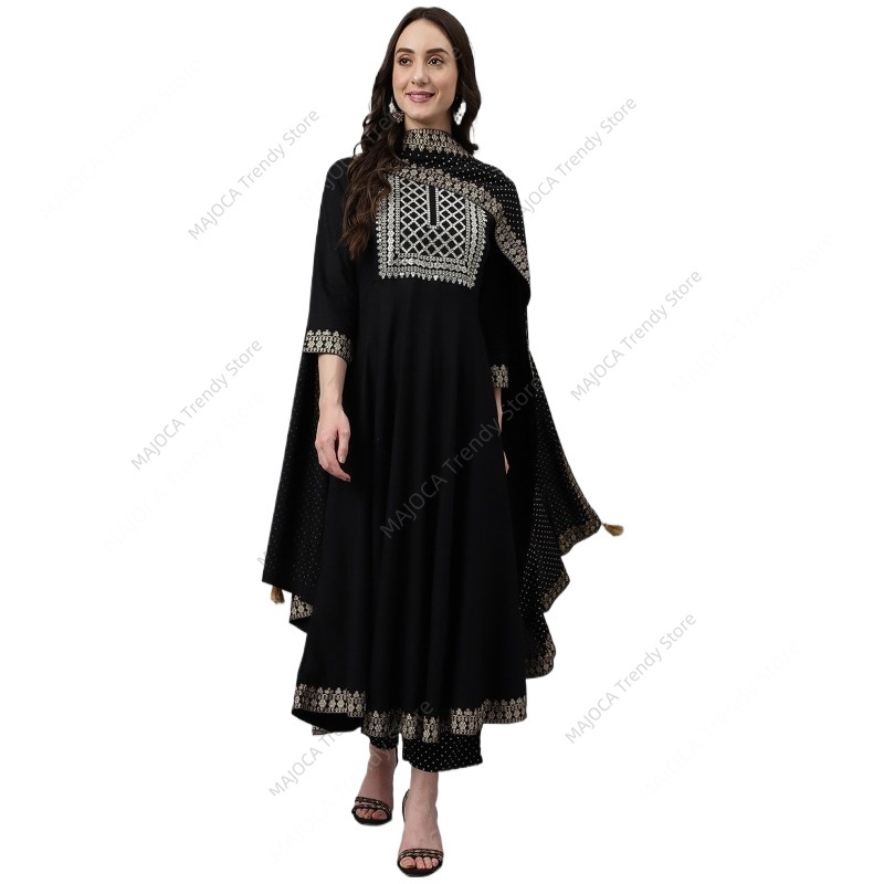 インド・パキスタン女性用ブラックレーヨン素材クルタパンツセッ - Salwar Kameez Set のレビューと価格