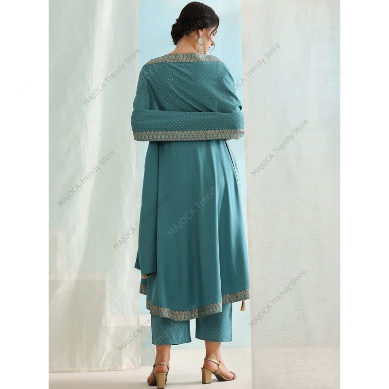 孔雀青色のインド女性用3ピースセット、刺繍入りアナーカリクル - Salwar Kameez Set のレビューと価格